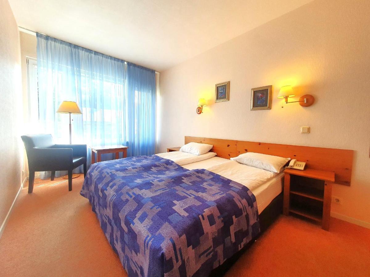 GOOD STAY EIROPA HOTEL ECONOMY ЮРМАЛА 3* (Латвия) - от 12284 RUB | NOCHI