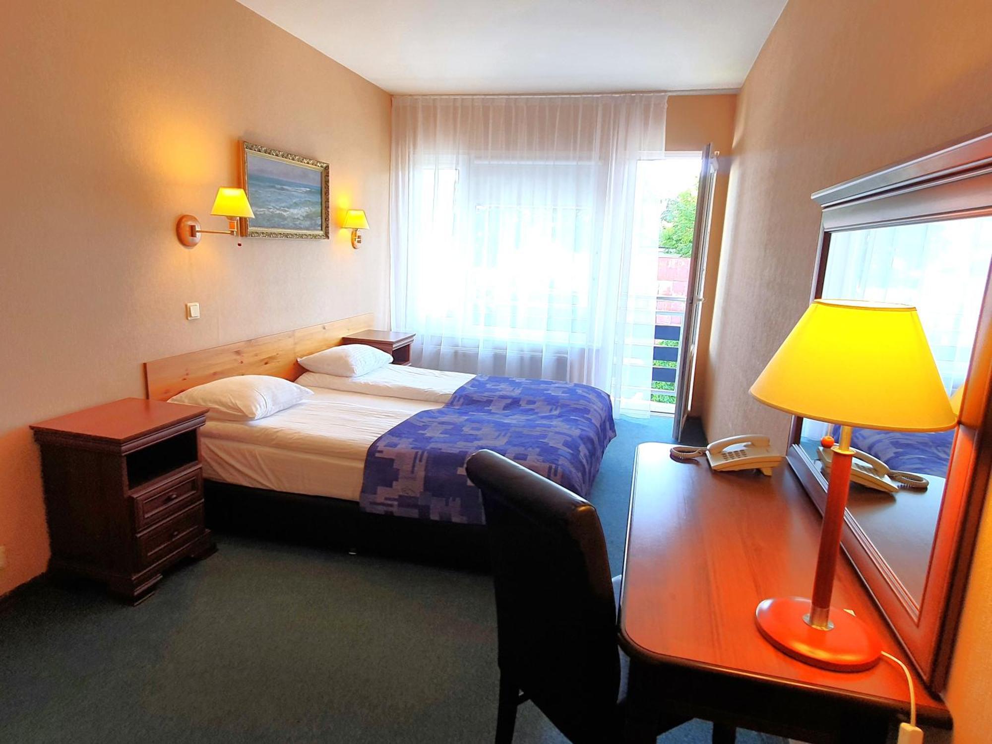 GOOD STAY EIROPA HOTEL ECONOMY ЮРМАЛА 3* (Латвия) - от 12284 RUB | NOCHI